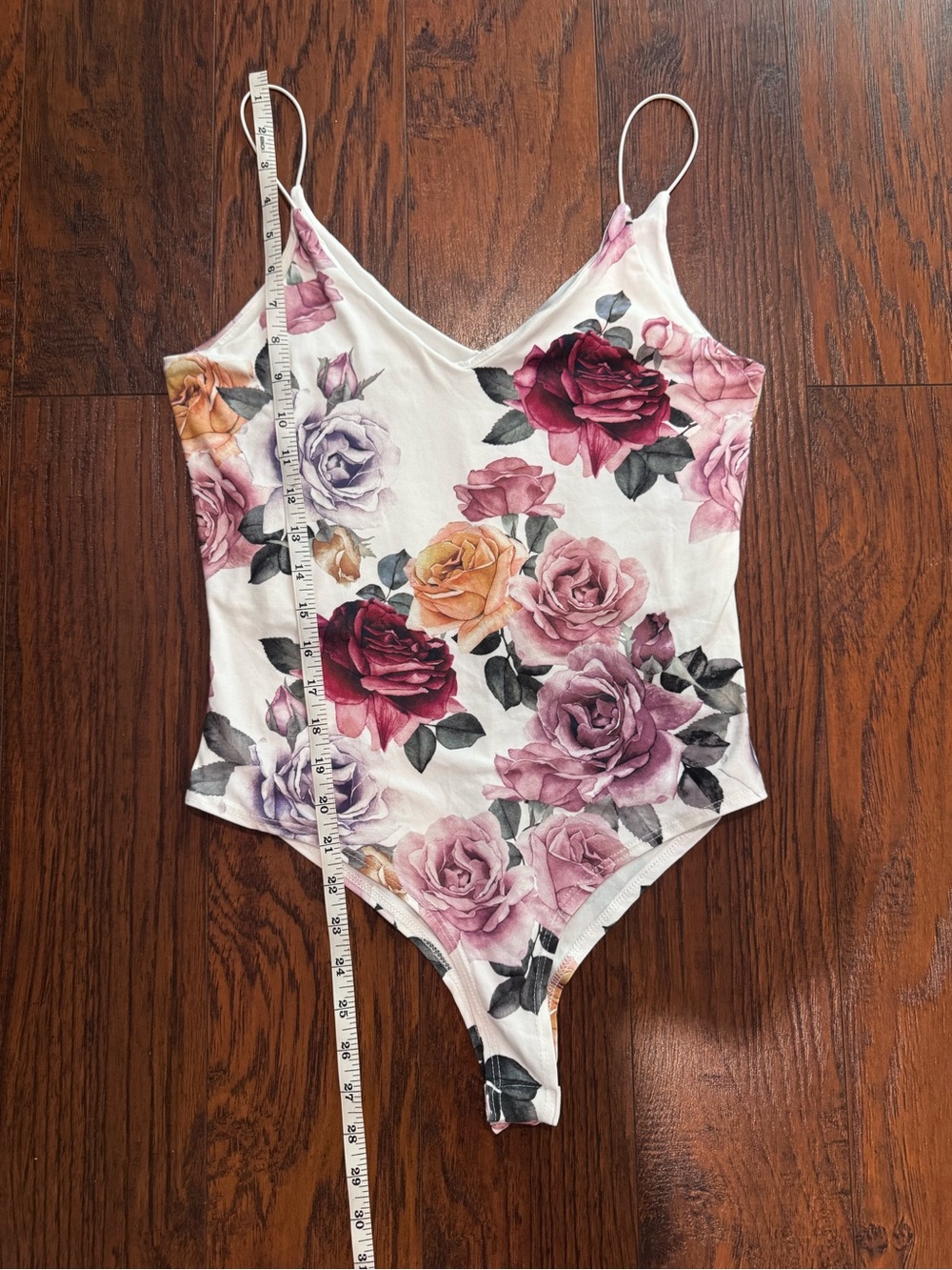 {Gaze} Floral V-Neck bodysuit in White with Pink & Rose Blooms - Picture 6 of 10